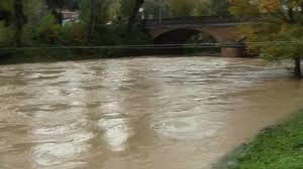 Attivati ​​pannelli di allerta lungo il percorso ciclopedonale
