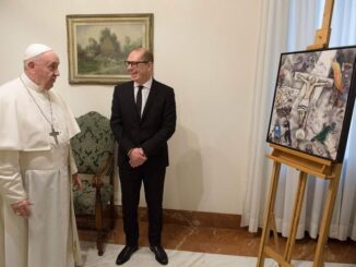 Copia della Crocifissione Bianca donata al Papa