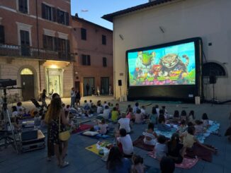 Piazza Fanti gremita per Cinepark, successo per “I Croods”
