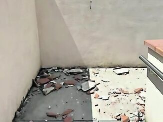 Raid vandalico in piazza delle Tabacchine a Città di Castello