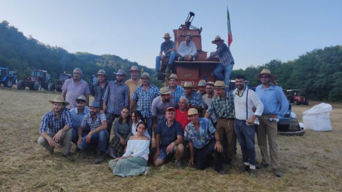Trattori e cena tipica per la Festa della Battitura a Pietralunga