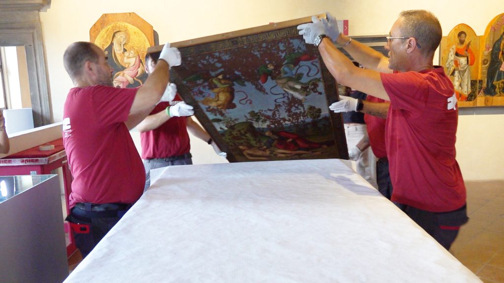 Lo Stendardo S.S.Trinità di Raffaello vola al Met di New York