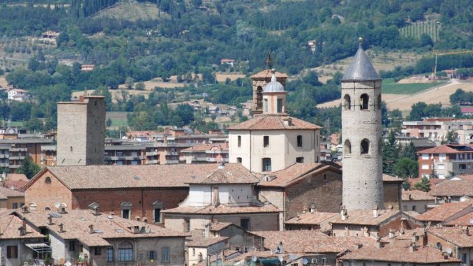 Scoprire torri e mura, visita guidata a Città di Castello