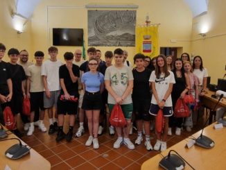 Giovani al centro nella cura degli spazi urbani a San Giustino