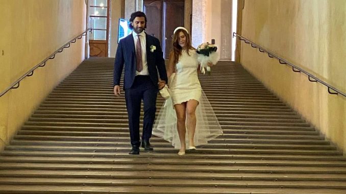 Giulia e Salvatore un sì nella Sala Rossa, amore e festa a Bologna