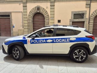 Scoperto deposito incontrollato di rifiuti a Citta’ di Castello