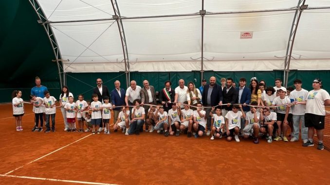 Umbertide inaugura campo tennis, modello di collaborazione