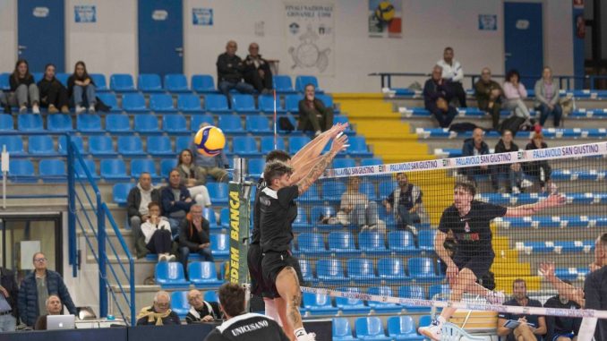 Altotevere e Terni chiudono sul pari un intenso test umbro Altotevere e Terni chiudono sul pari un intenso test umbro