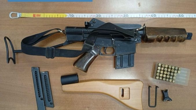 Fuga in bici con droga e armi, arrestato a Città di Castello Fuga in bici con droga e armi, arrestato a Città di Castello