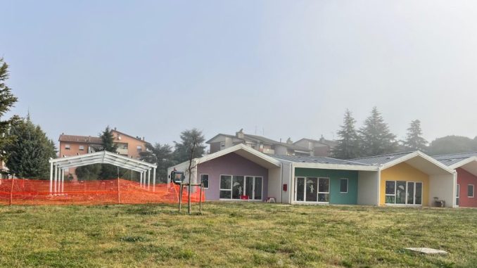 Scuola Monini: aula outdoor con energia solare