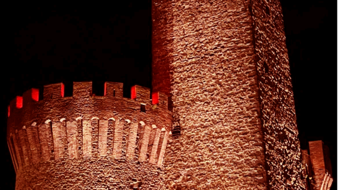 La Rocca di Umbertide si illumina contro l’AIDS