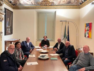 Umbertide sigla accordo bilancio, servizi garantiti