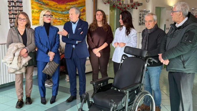 Donati presidi sanitari alla Muzi Betti grazie alla serata De André