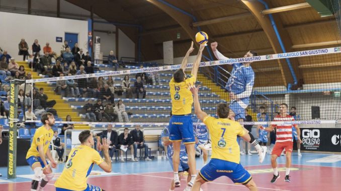 ErmGroup Altotevere lotta ma Sarroch passa al tie-break