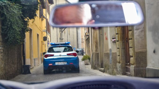 Arrestato un uomo accusato di violenze contro l’ex convivente