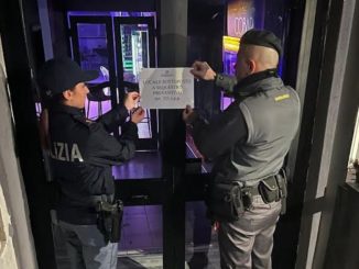 Sequestro blocca locale abusivo a Città di Castello: sigilli