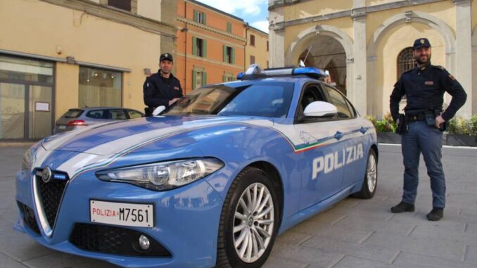 Daspo Willy a 28enne dopo oltraggio e resistenza ai poliziotti