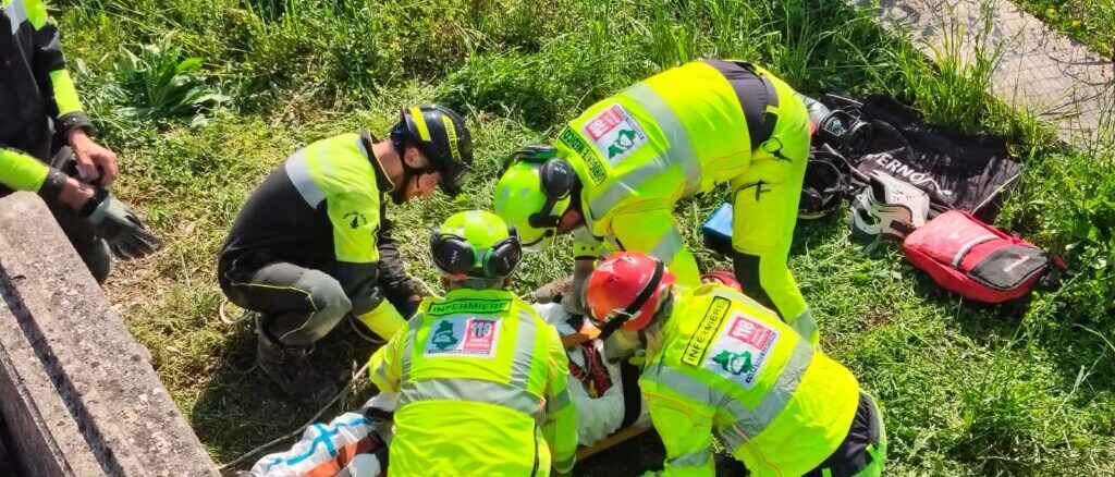 Addestramento Usar vigili del fuoco e sanitari in Umbria