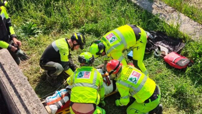 Addestramento Usar vigili del fuoco e sanitari in Umbria