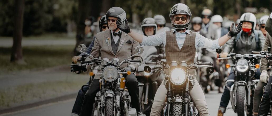 Retrò e moto vintage accendono Città di Castello centro